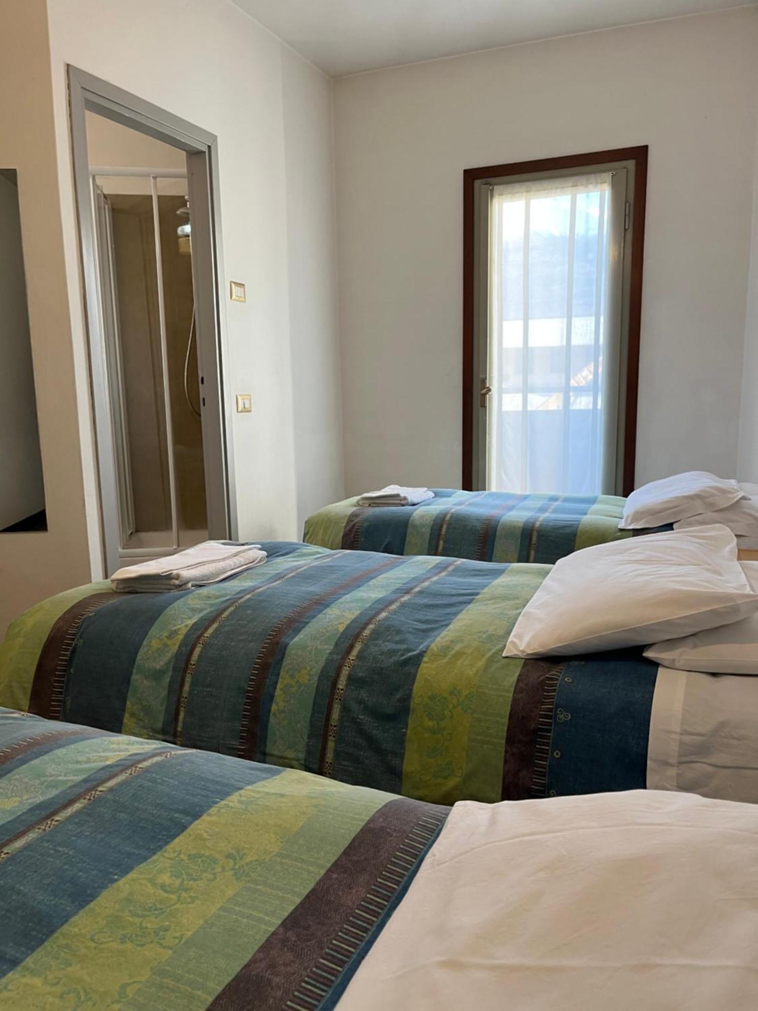 Hotel Aurora Colico Eksteriør billede
